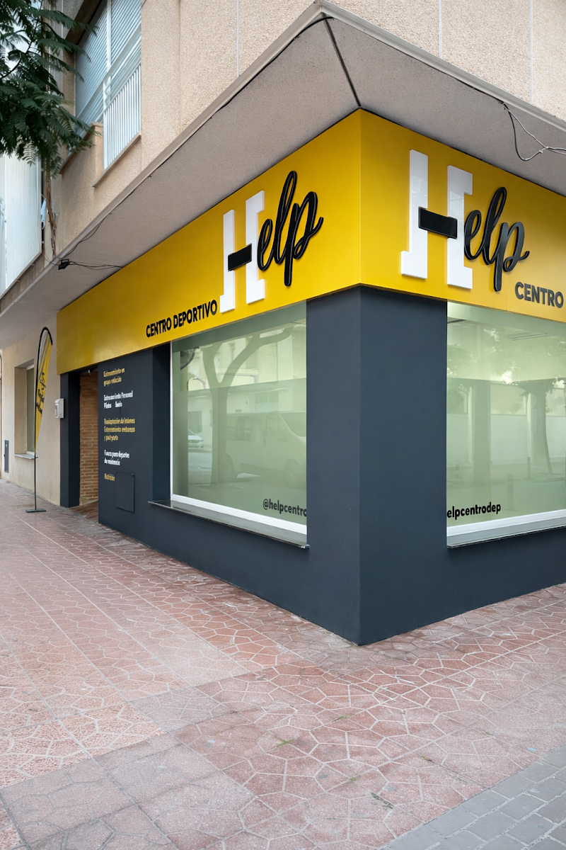 Help Centro Deportivo, entrenadores personales en Lorca